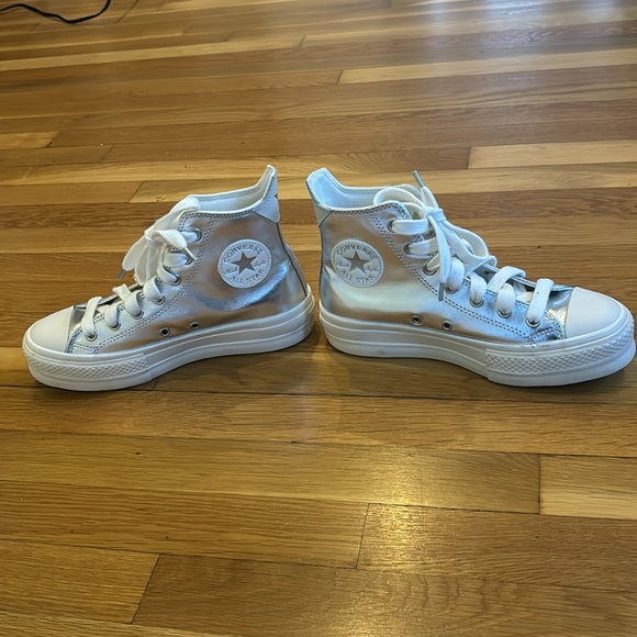 Converse Chuck Taylor All Star Lift Metallic High Top Platform Sneaker - Picture 9 of 11